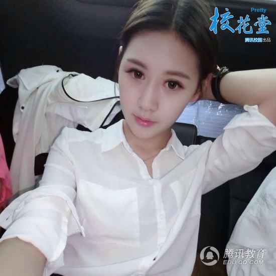 东北师范大学舞蹈系校花美艳绝伦 古灵精怪小才女(图)